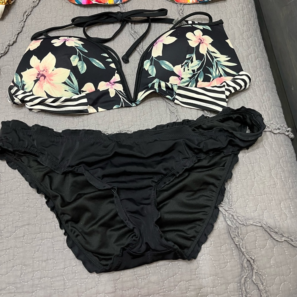 Victoria Secret bikini